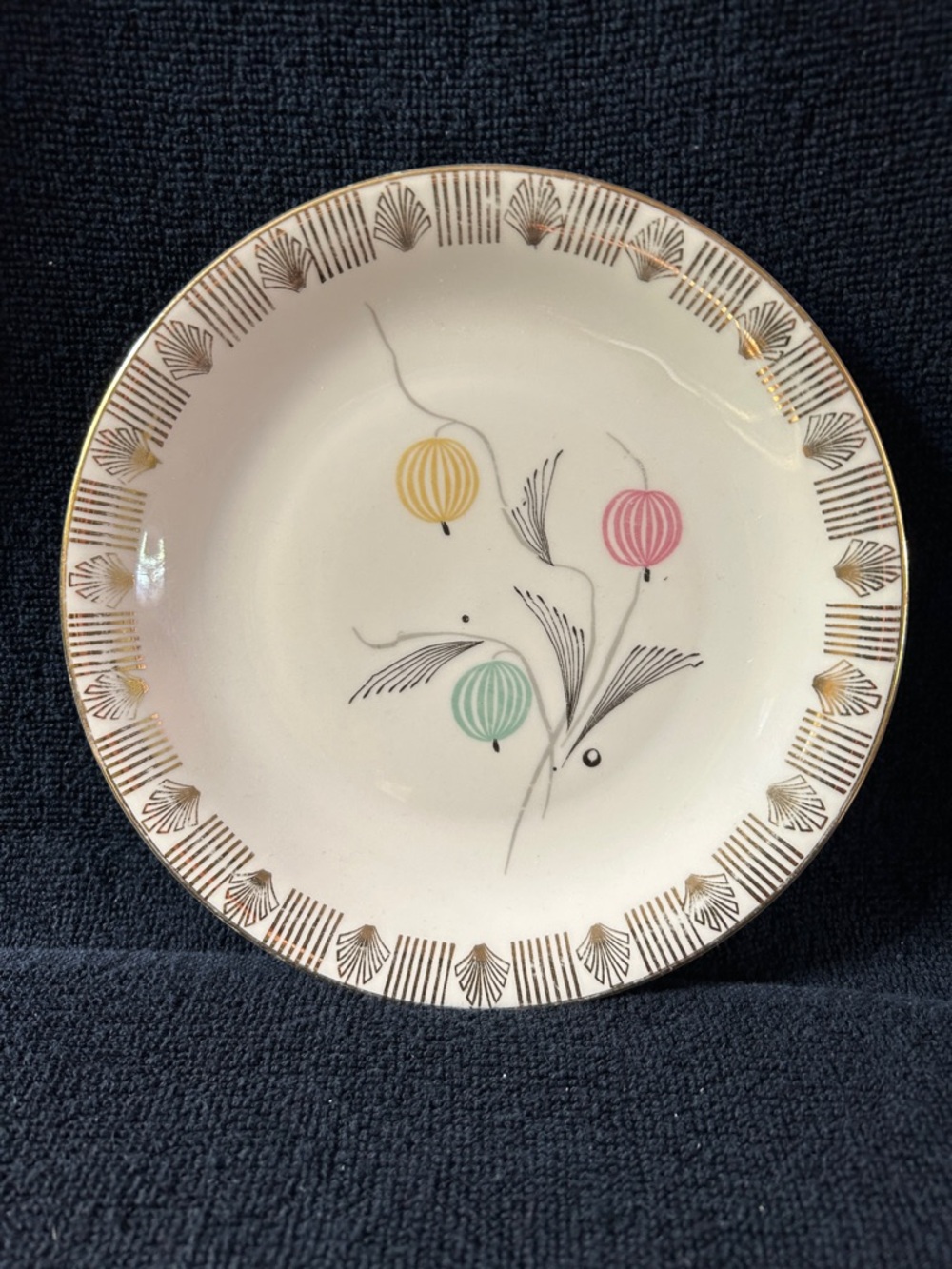 Johann Seltmann Vohenstrauss, Bavaria MCM Cake Plate with Gold Trim